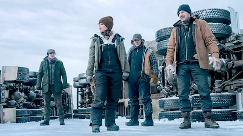 The Ice Road: Liam Neeson alla guida di un tir nel ghiacciato trailer dell'action film 