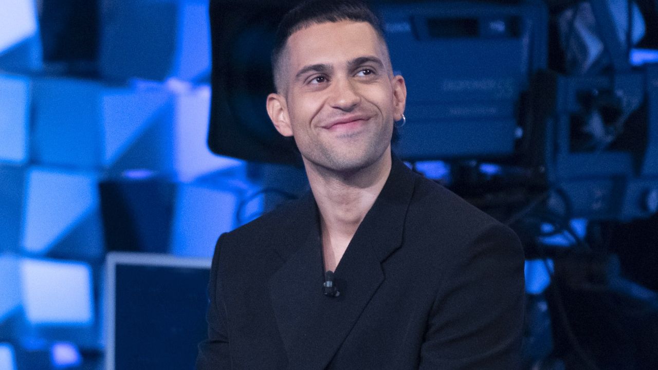 Mahmood a Verissimo: "La mia famiglia ha saputo capirmi. Innamorato io? È un momento terribile"