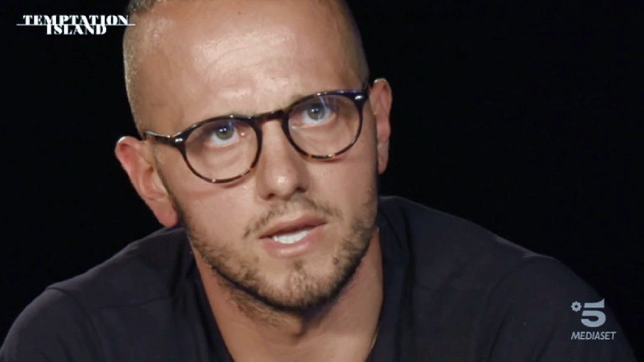 Temptation Island, Stefano replica alle accuse di Manuela: ''Scrivi ancora alle mie ex''