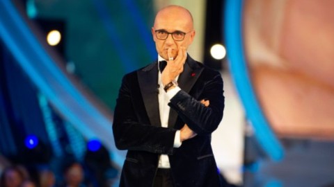 Grande Fratello Vip, Alfonso Signorini rivela: "Ancora tanta incertezza" - Vimarsana News
