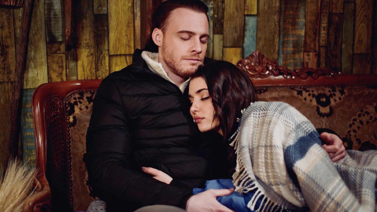 Love is in the Air Anticipazioni dal 18 al 23 ottobre 2021: Serkan lascia Selin per Eda e i due passano la notte insieme!