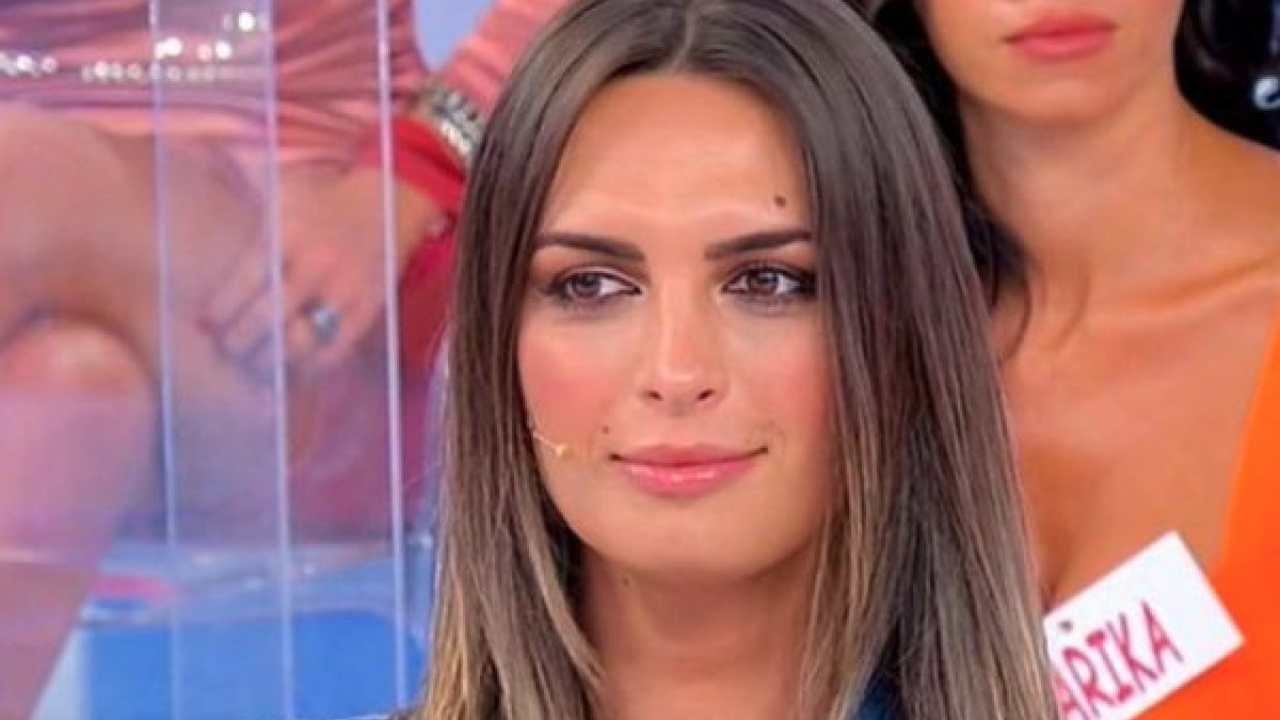 uomini e donne anticipazioni andrea nicole ha scelto tra infuocate polemiche