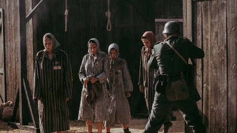 Bocche inutili, le storie vere di femminilità negata: una clip in anteprima esclusiva del film di Claudio Uberti