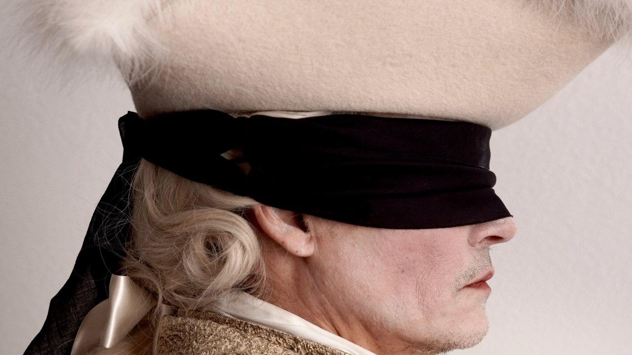 Johnny Depp è re Louis XV nella prima immagine di Jeanne du Barry