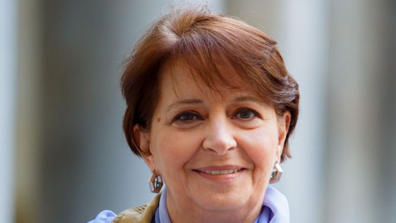 Un Posto al Sole, Addio a Carmen Scivittaro la Teresa della Soap Un Posto al Sole, Addio a Carmen Scivittaro la Teresa della Soap