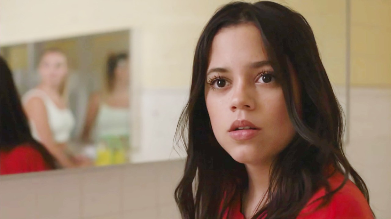 La vita dopo - The Fallout, su Mediaset Infinity una storia di trauma e crisi nell'adolescenza
