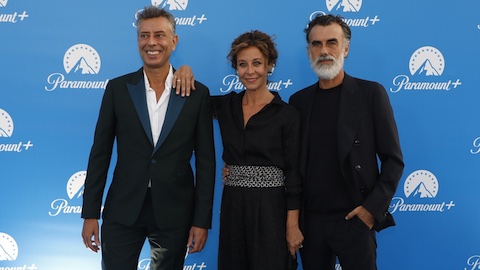 Quattordici giorni su Paramount+: video intervista al regista Ivan Cotroneo e agli attori Thomas Trabacchi e Carlotta Natoli