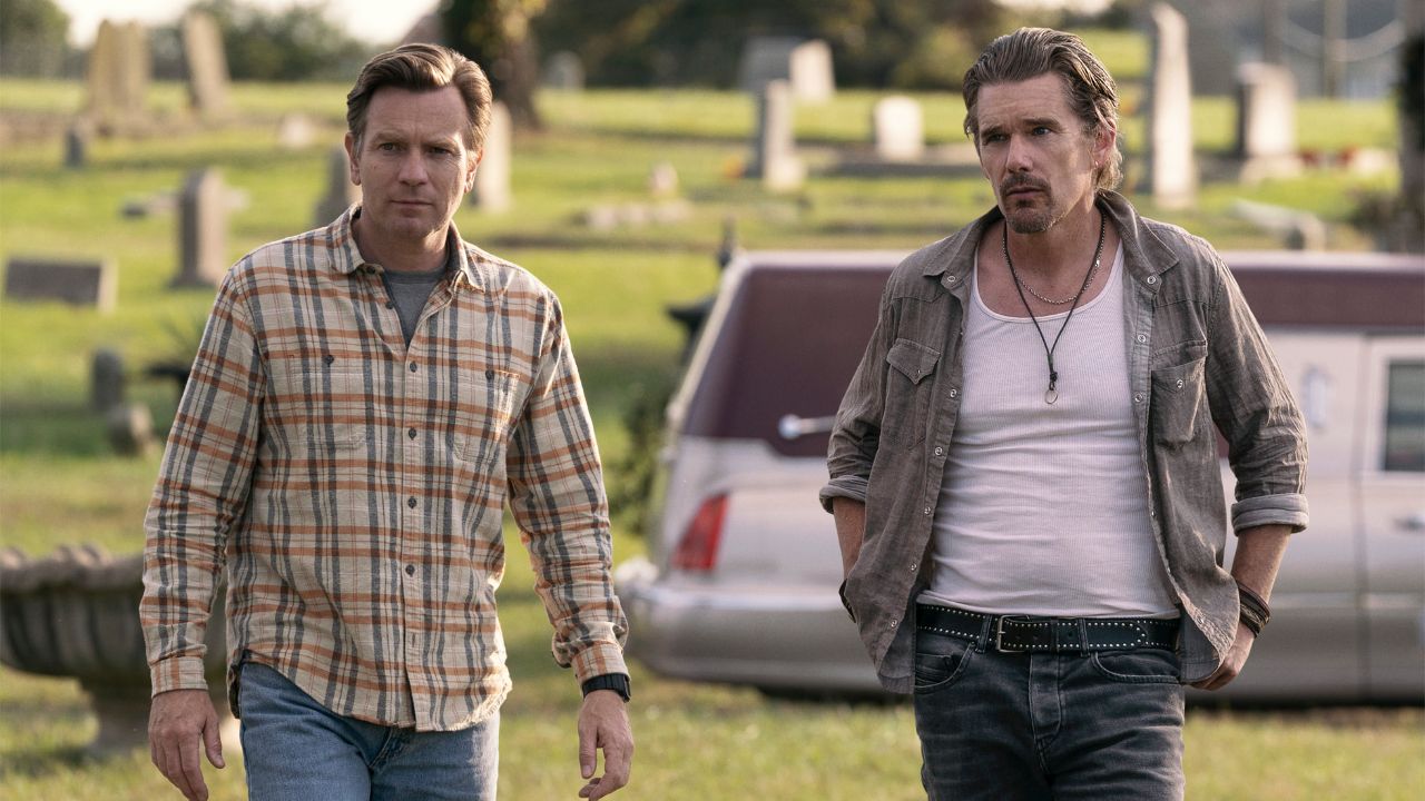 Raymond & Ray: Ewan McGregor e Ethan Hawke fratellastri in cerca di pace nel trailer del film