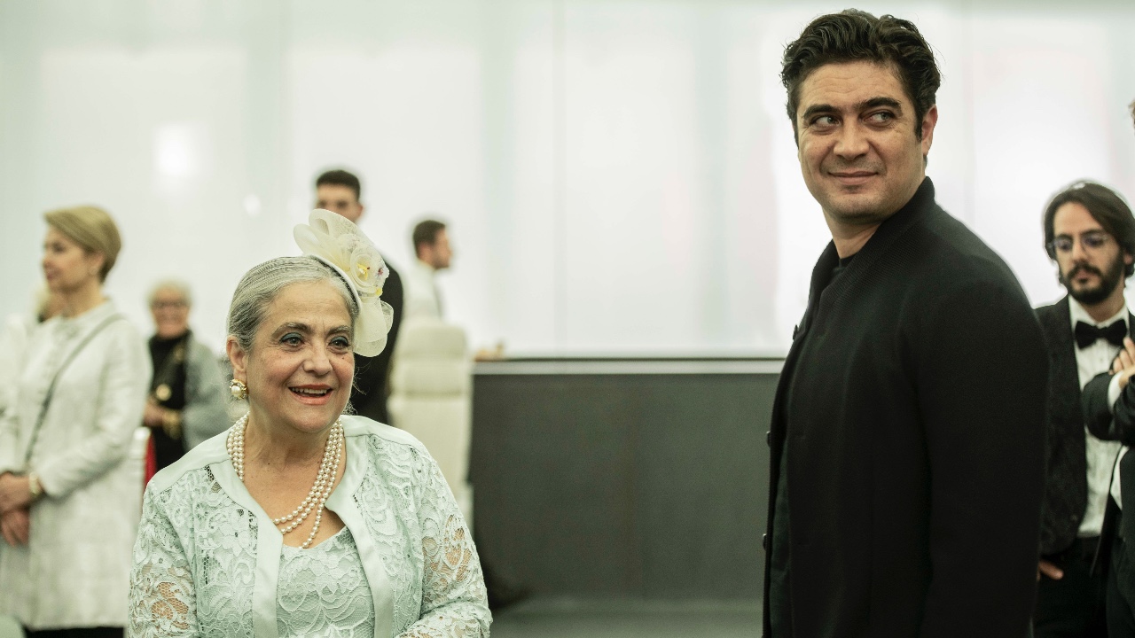 Quasi orfano, una famiglia ingombrante: incontro con Riccardo Scamarcio e Vittoria Puccini