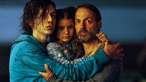 Piove: recensione dell'horror italiano che sorprende ed esorta al dialogo