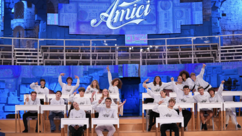 Amici 22, duro rimprovero per gli allievi della scuola da parte della produzione: cosa è successo?