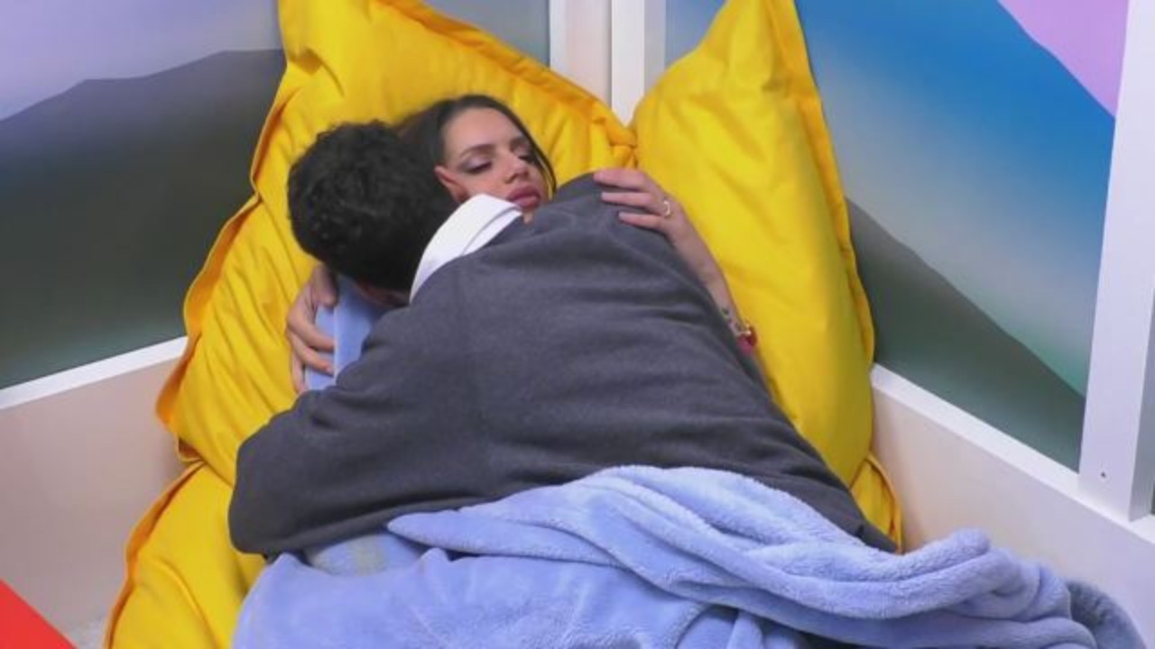 Grande Fratello Vip è tornato il sereno tra Edoardo e Antonella ma la mamma di Donnamaria