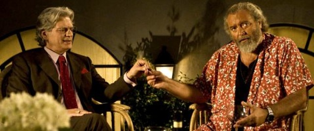 Happy Family - la recensione del nuovo film di Salvatores