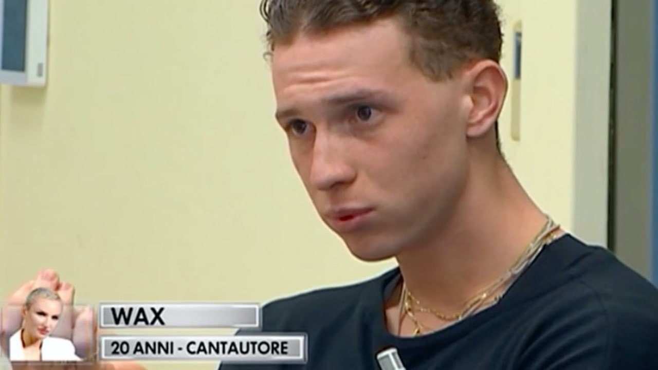 Amici 22 sul Capodanno Gate arrivano le parole del padre di Wax
