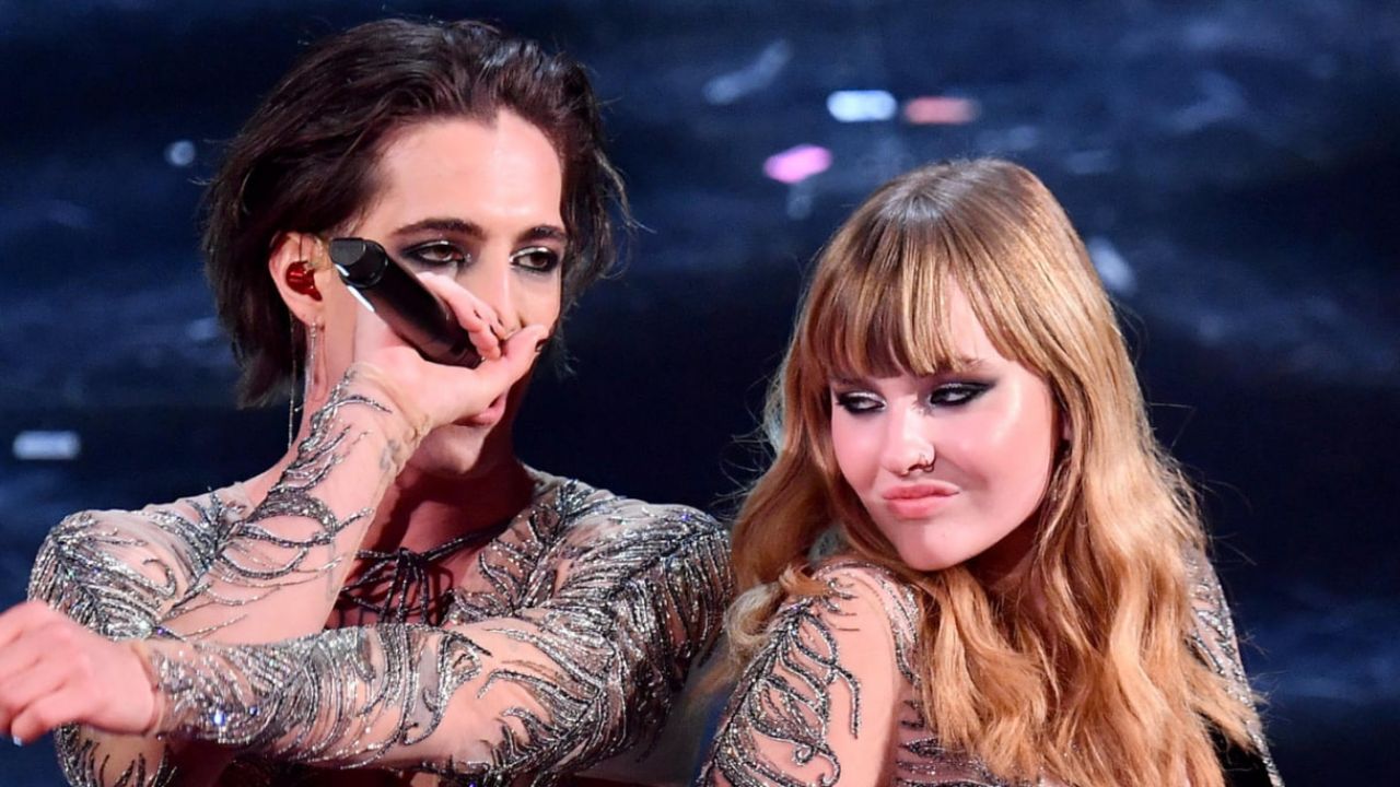 Selvaggia Lucarelli affonda i Maneskin e svela la crisi tra Damiano e Victoria