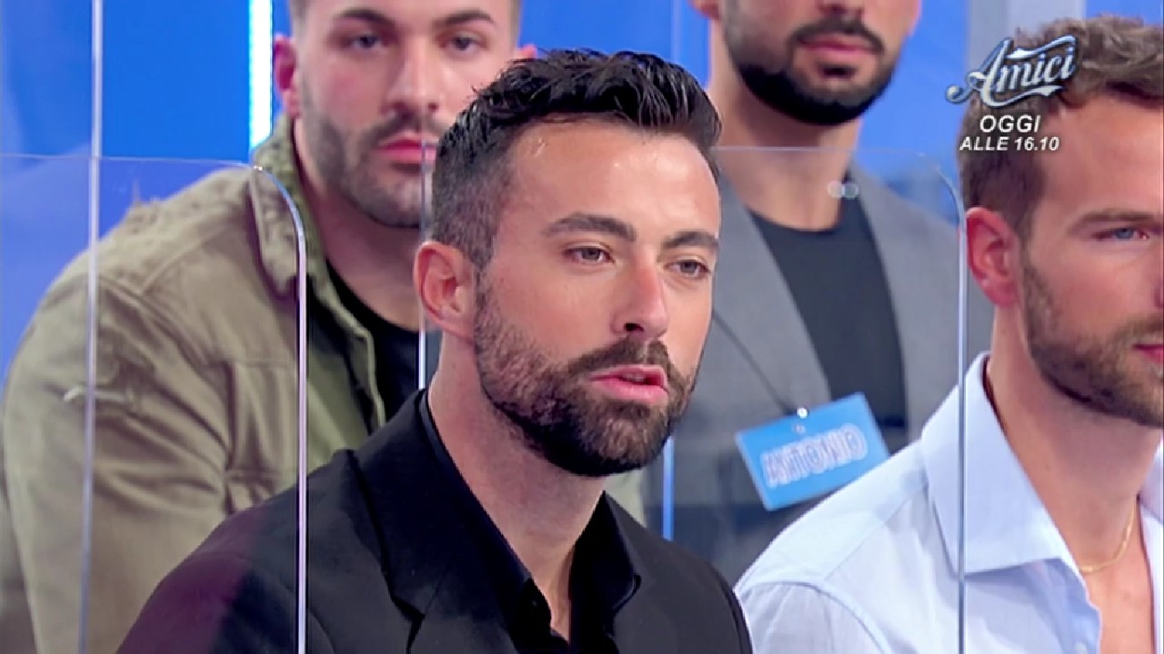 uomini e donne andrea offredi