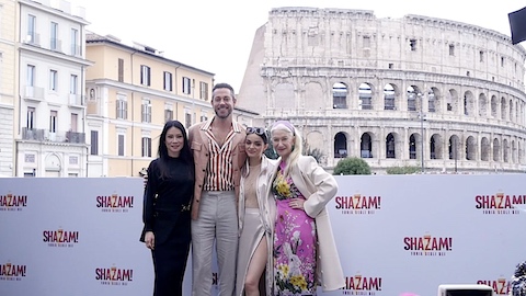 Shazam 2: Zachary Levi, Helen Mirren, Lucy Liu e Rachel Zegler a Roma per Furia degli Dei [video]
