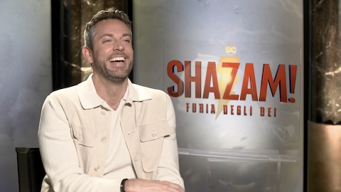 Shazam 2, video intervista a Zachary Levi: "Uso i miei privilegi per migliorare le vite degli altri"