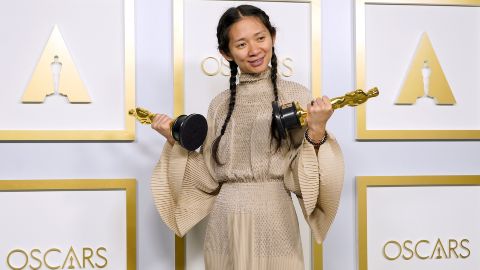 Oscar 2023 - Chloé Zhao sulla mancanza di donne candidate per la miglior regia: "C'è ancora un grande gap"