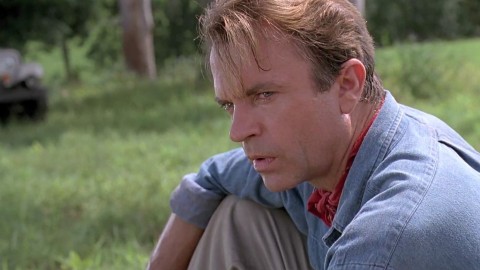 Jurassic Park, Sam Neill e la tremenda esperienza con la promozione del film: "Mi hanno detto che non ero un vero attore"