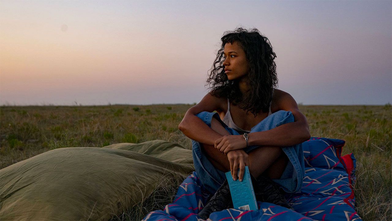Hope - Taylor Russell nel cast del thriller con Alicia Vikander e Michael Fassbender