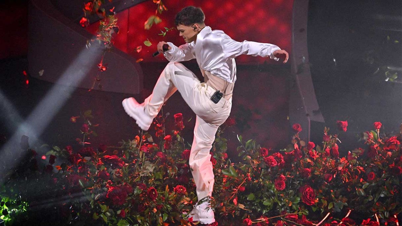 Blanco torna sulla strage delle rose: "In tv non puoi essere te stesso, non è che possiamo prenderci per il cul*"