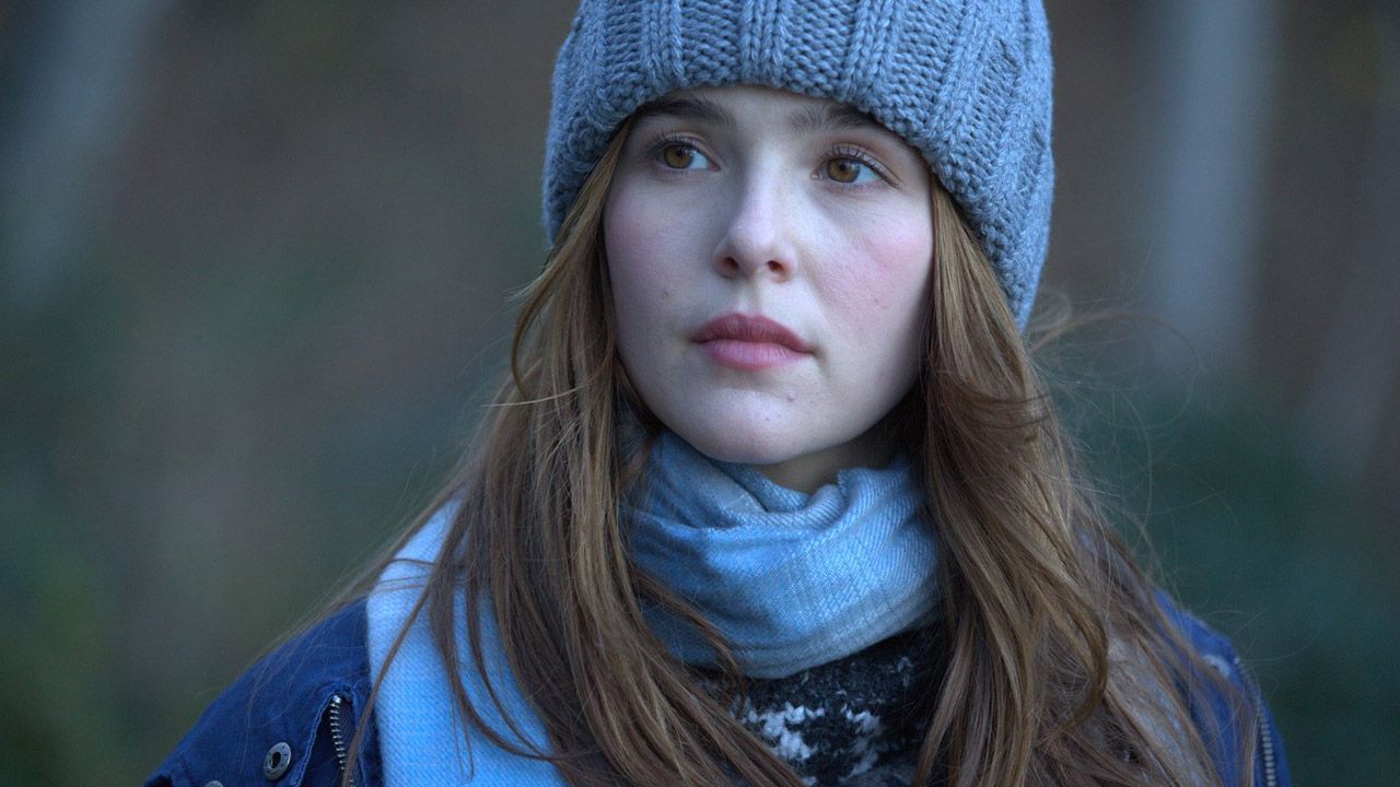 Juror2 - Zoey Deutch raggiunge Nicolas Hoult e Toni Collette nel thriller  di Clint Eastwood