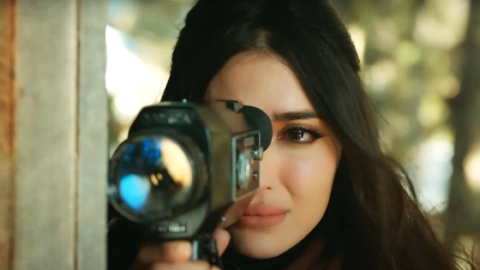 Terra Amara Anticipazioni Turche: Mujgan riprende Yilmaz e Zuleyha che amoreggiano! Ed ora?