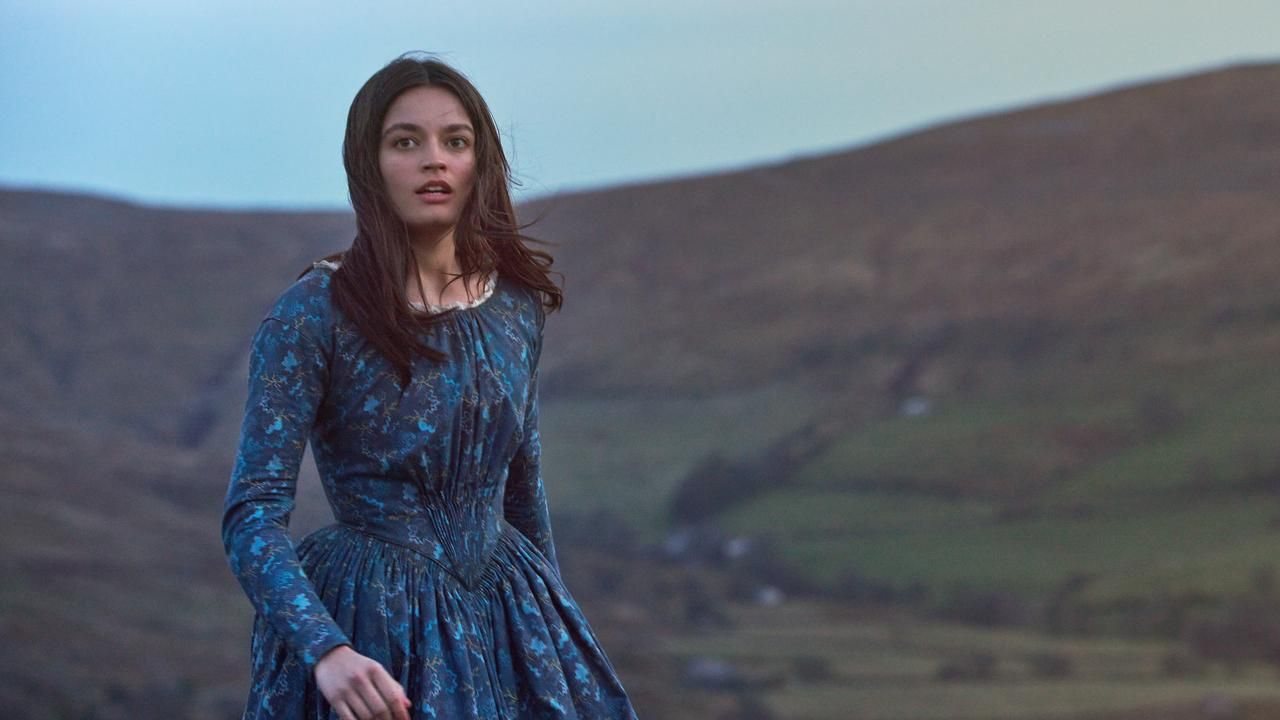 Emily - Poster e data d'uscita italiana del biopic su Emily Brontë con Emma Mackey