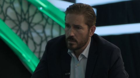 Infidel, la trama del thriller politico in prima TV su Rai 4