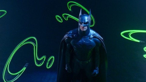 Ricordando Joel Schumacher: i migliori film in streaming del regista di Batman Forever