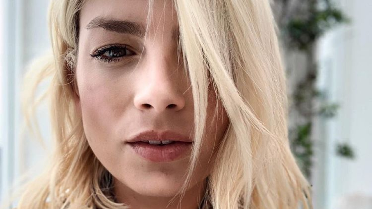 Emma Marrone si mette a nudo: Dalla morte del padre ad un'eventuale gravidanza