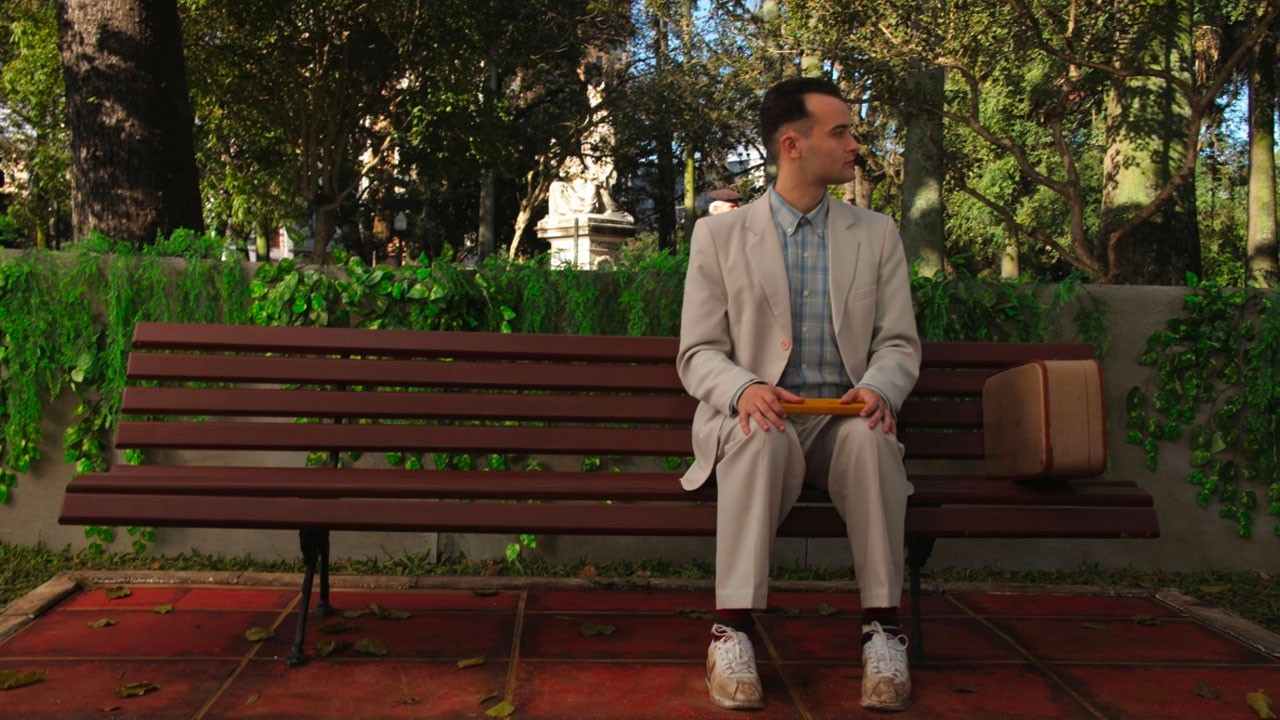Forrest Gump, ecco quanto sarebbe ricco oggi il protagonista del film con le azioni Apple!