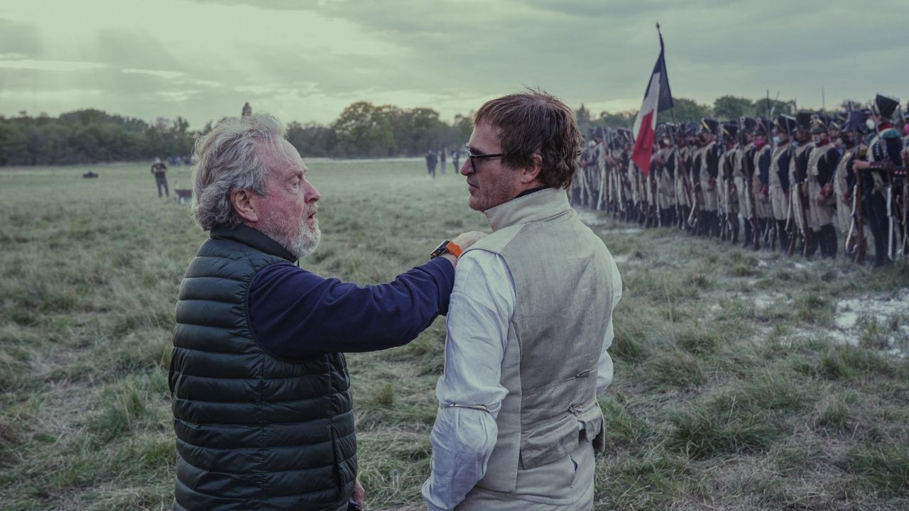 Napoleon: in un nuovo spettacolare video Ridley Scott ci mostra scene delle battaglie nel film