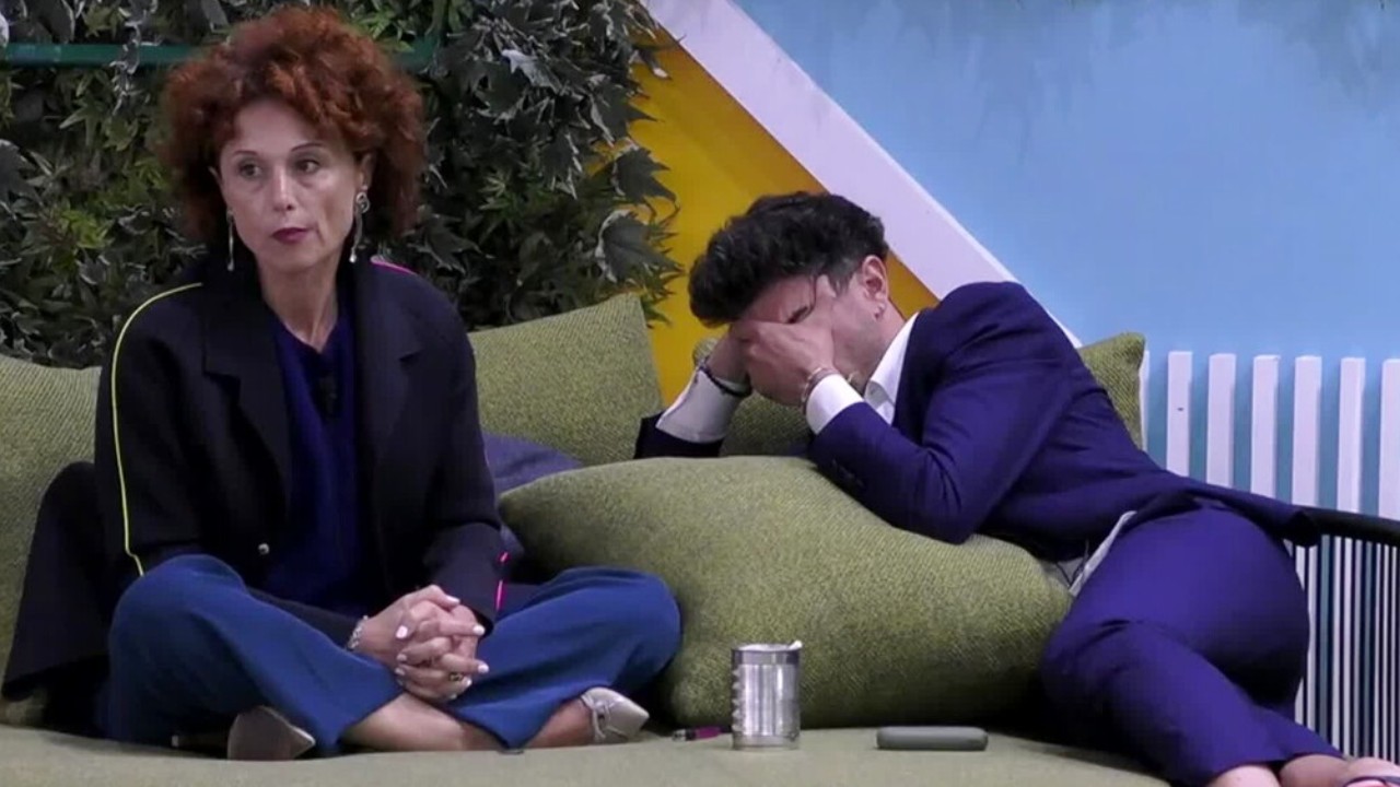 Grande Fratello, Beatrice Luzzi a Giuseppe Garibaldi: "Samira ha fatto una gaffe, durante la pubblicità mi ha detto che..."
