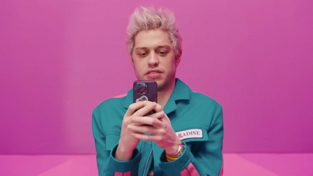 "I'm Just Pete", la divertente parodia della hit di Barbie interpretata da Pete Davidson al SNL