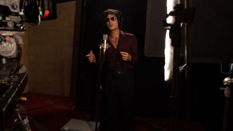 Califano: finite le riprese del Film TV dedicato a Franco Califano con Leo Gassmann nei panni del Califfo