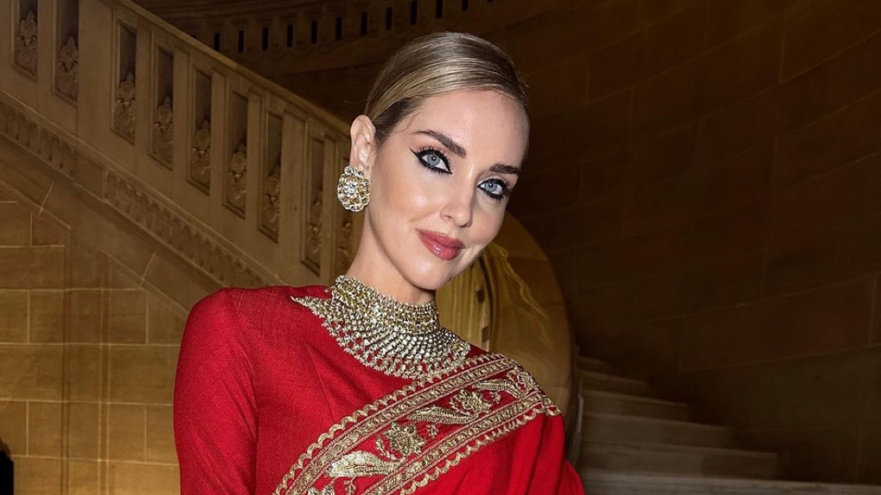 Chiara Ferragni, assalto della folla in India: cosa è successo? •