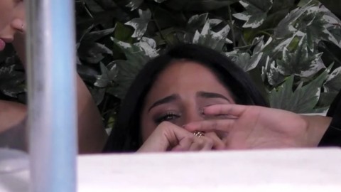 Big Brother, Perla in tears after Greta’s arrival: “This is the worst thing that could happen to me”