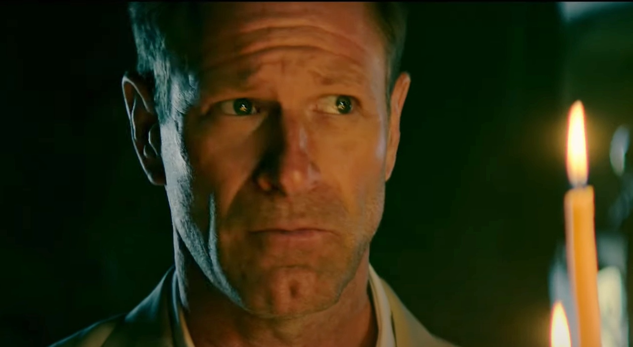 The Bricklayer: il trailer del nuovo action con Aaron Eckhart