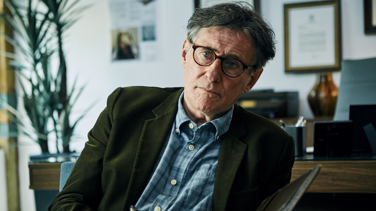 Prima di Prima danza, poi pensa. Alla ricerca di Beckett: la carriera di Gabriel Byrne in cinque film in streaming.