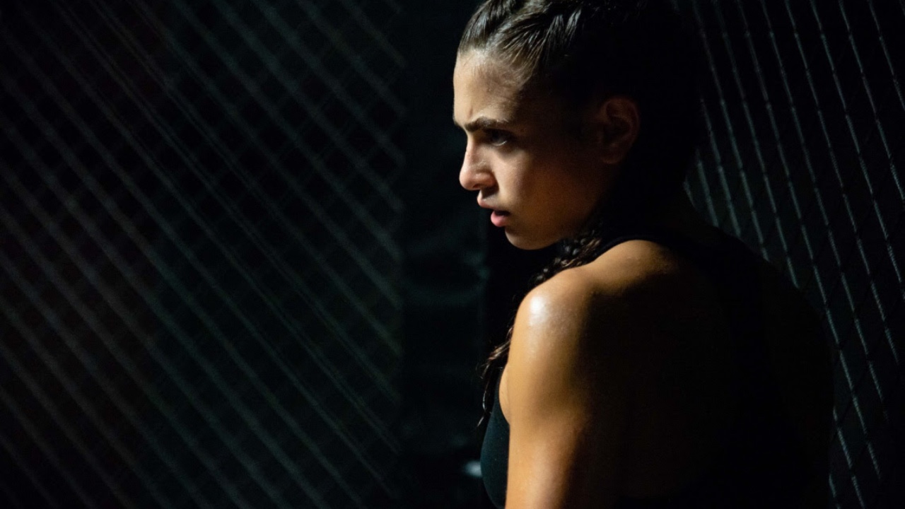 The Cage - nella gabbia: il trailer del boxing movie con Aurora Giovinazzo