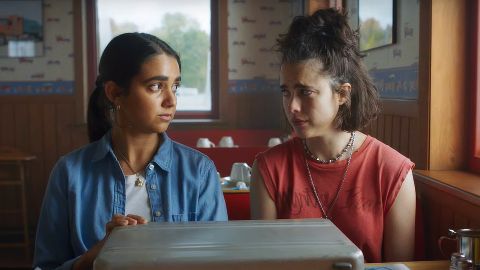 Drive-Away Dolls: ecco un nuovo trailer ufficiale italiano della black comedy diretta da Ethan Coen