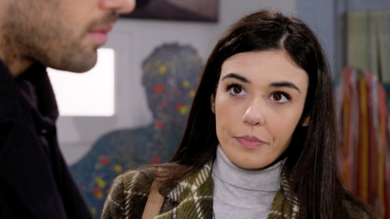 Un Posto al Sole Anticipazioni dall'11 al 15 marzo 2024: Rossella rischia di cadere in tentazione a poche ore dalle nozze!