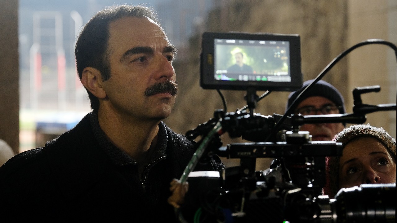 Zamora: la nostra intervista a Neri Marcorè sul film che segna il suo esordio nella regia