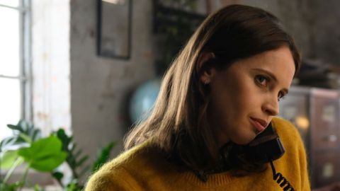 Oh. What. Fun. anche Felicity Jones si unisce al cast della commedia natalizia
