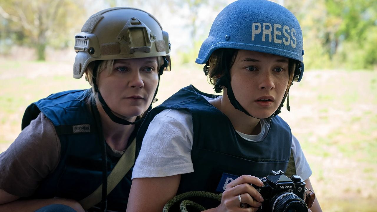 Civil War: è al cinema il potente e sorprendente film di Alex Garland con Kirsten Dunst