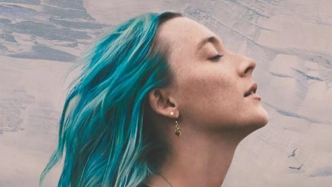 The Outrun: Saoirse Ronan alcolista in fuga da se stessa nel trailer del film presentato al Sundance e a Berlino