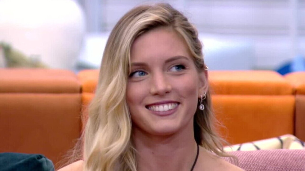 Grande Fratello, tutta la verità di Anita Olivieri: "Io e Alessio non abbiamo mai detto di essere innamorati"