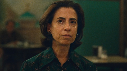 Io sono ancora qui: la recensione del film di Walter Salles candidato a tre premi Oscar